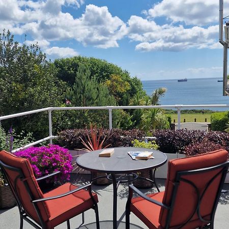 Blue Hills Luxury Apartment, Bay Front With Parking Falmouth Zewnętrze zdjęcie
